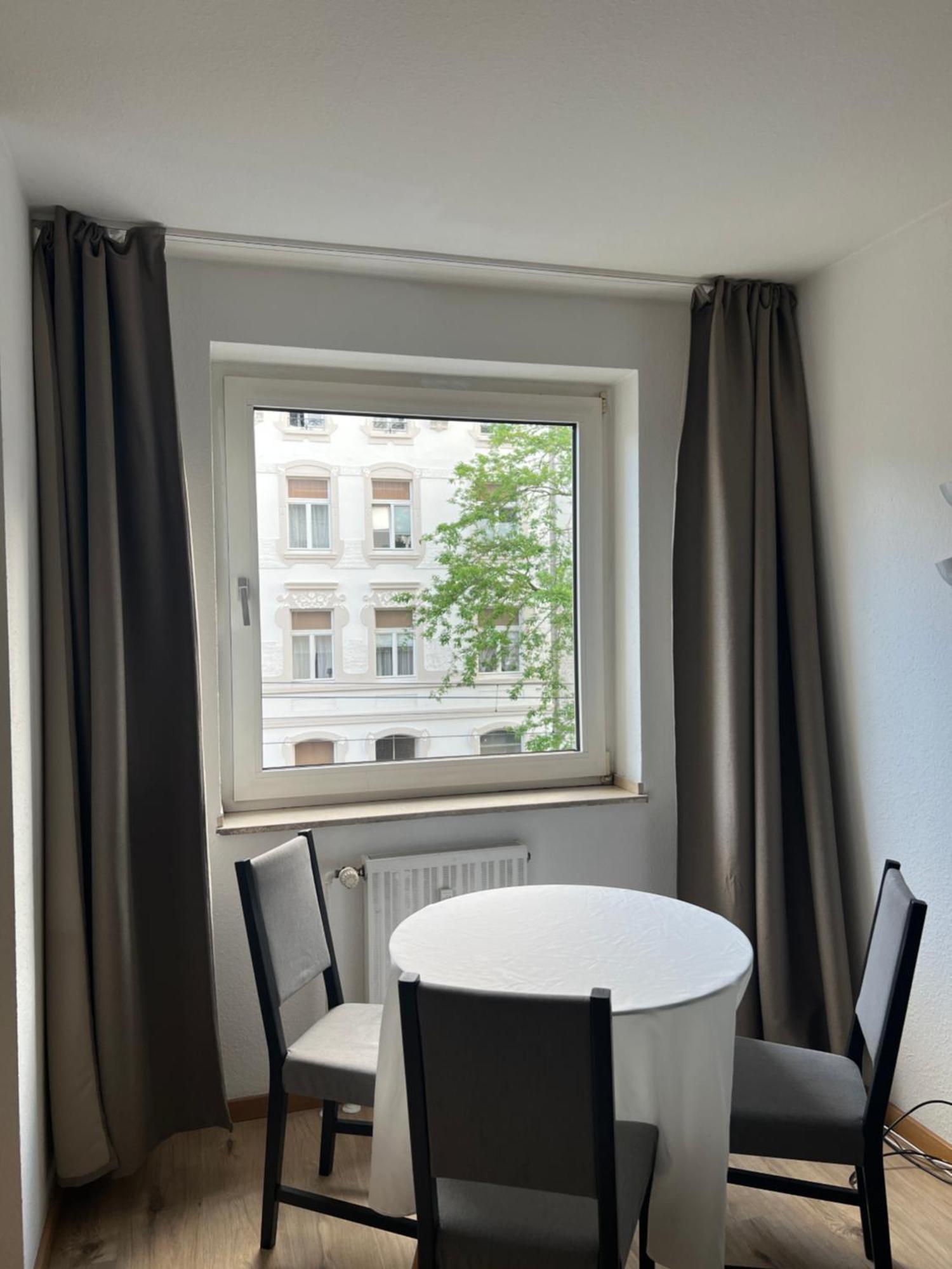 Tmj Apartment 1 Düsseldorf Exterior foto